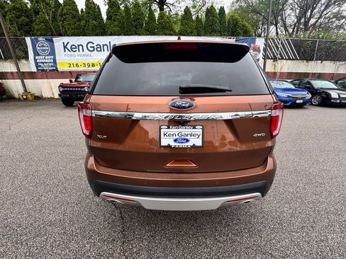 Certified 2017 Ford Explorer XLT w/ Equipment Group 202A AWD/4WD image 4