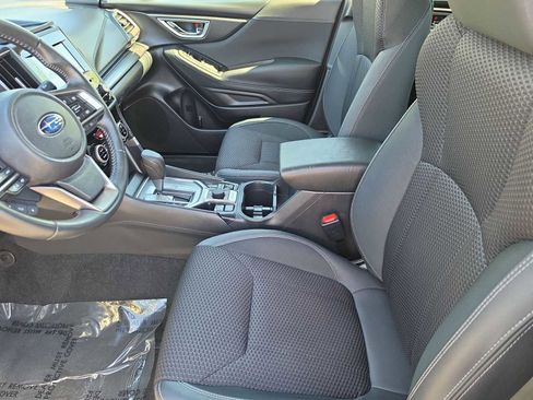 Used 2023 Subaru Forester Premium AWD/4WD image 15