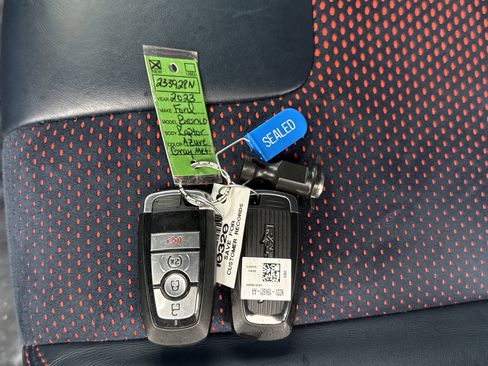 Used 2023 Ford Bronco Raptor image 32