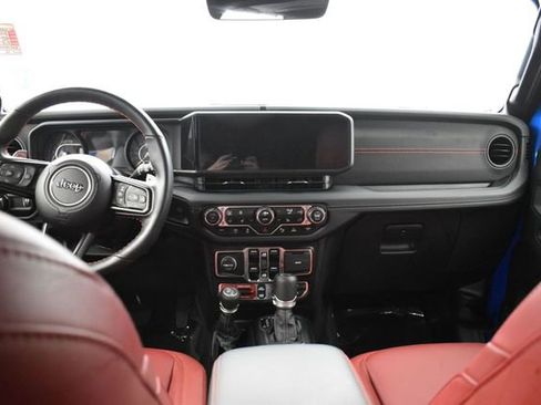 Used 2024 Jeep Wrangler Unlimited Rubicon 392 AWD/4WD image 8