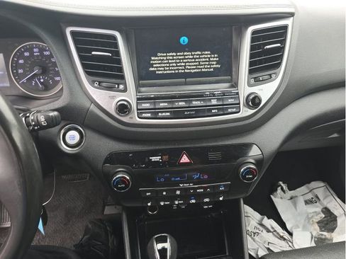 Used 2017 Hyundai Tucson Limited FWD image 23