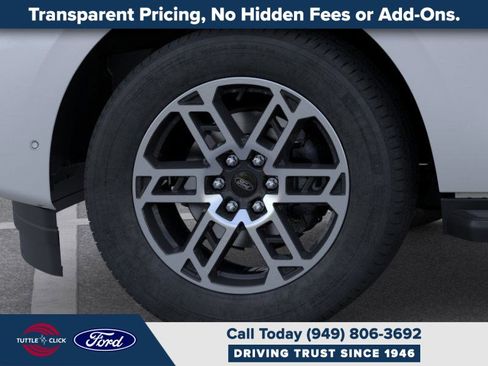 New 2026 Ford Expedition Active image 19