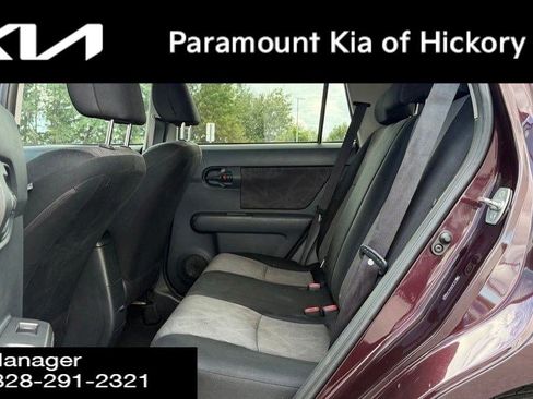 Used 2014 Scion xB image 25