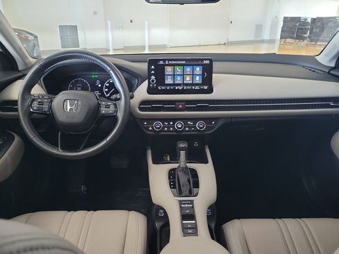 Used 2023 Honda HR-V EX-L image 16