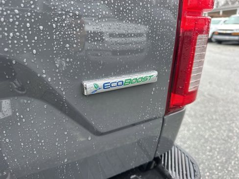 Used 2018 Ford F150 Lariat w/ Equipment Group 502A Luxury image 32