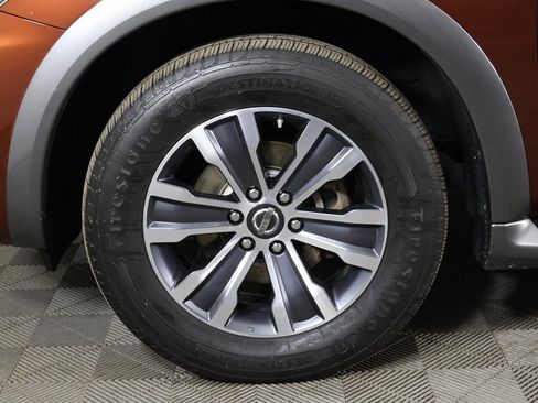 Used 2019 Nissan Armada SL w/ Premium Package image 25