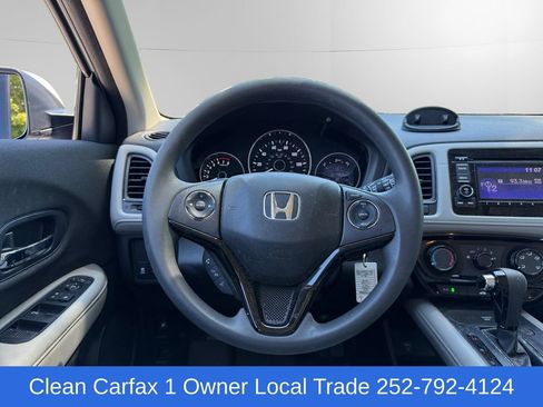 Used 2022 Honda HR-V LX image 12