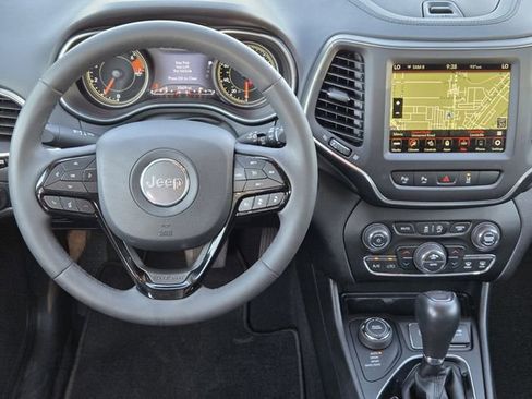 Certified 2023 Jeep Cherokee Altitude Lux image 27