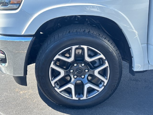 Used 2026 RAM 1500 Laramie AWD/4WD image 27
