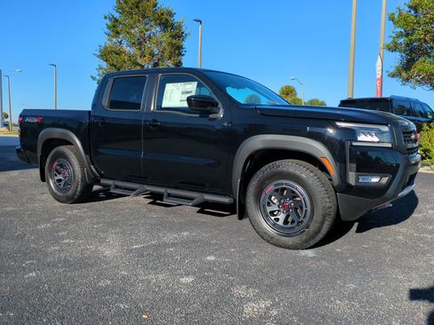 New 2026 Nissan Frontier Pro-X image 2
