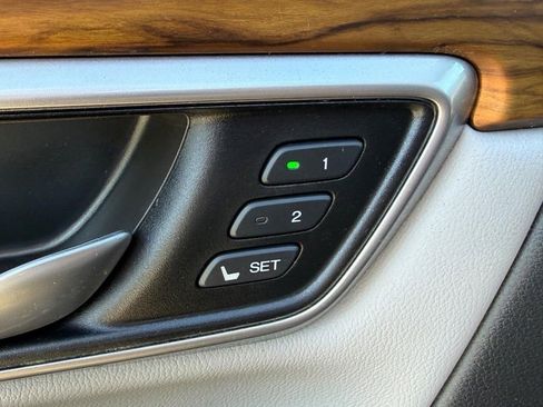 Used 2019 Honda CR-V EX-L image 19