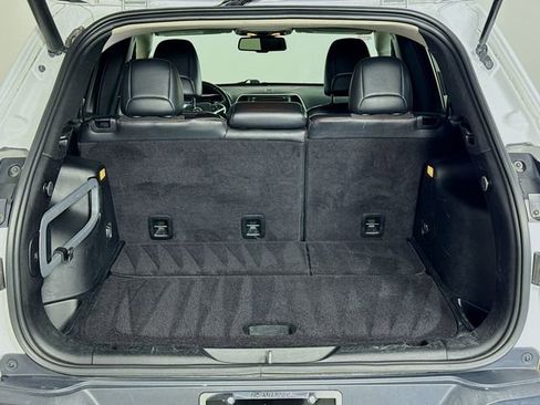 Used 2015 Jeep Cherokee Trailhawk w/ Comfort/Convenience Group image 26