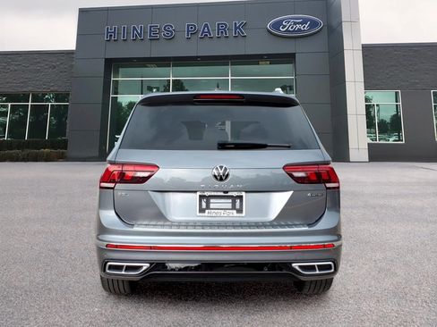 Used 2024 Volkswagen Tiguan SEL R-Line AWD/4WD image 6
