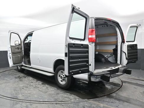 Used 2024 GMC Savana 2500 w/ Driver Convenience Package image 48