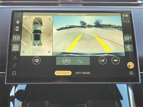 Used 2024 Land Rover Range Rover Sport SE image 17