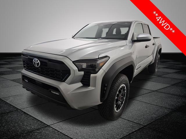 Certified 2025 Toyota Tacoma TRD Off-Road AWD/4WD image 3