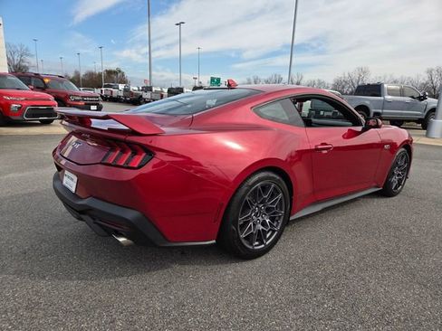 Used 2024 Ford Mustang GT Premium w/ GT Performance Package image 10