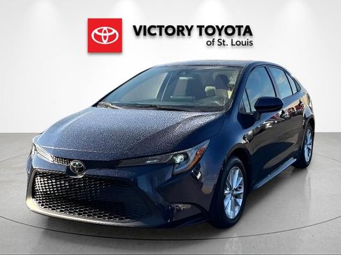 Used 2021 Toyota Corolla LE w/ LE Convenience Package image 1