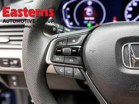 Used 2019 Honda Accord EX image 14