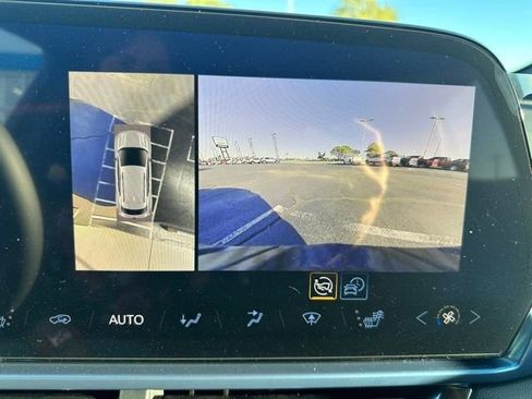 New 2024 Chevrolet Equinox EV LT AWD/4WD image 20