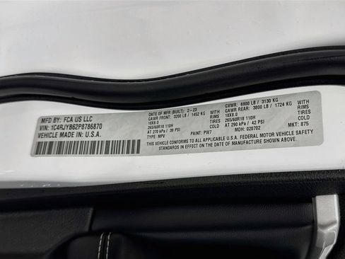 Used 2023 Jeep Grand Cherokee 4WD 4xe image 55