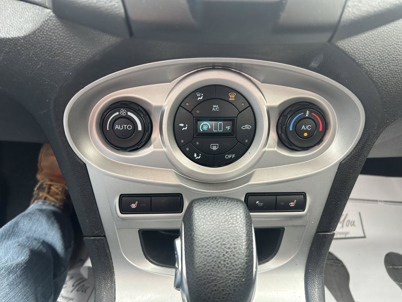 Used 2017 Ford Fiesta SE w/ Cold Weather Package FWD image 24
