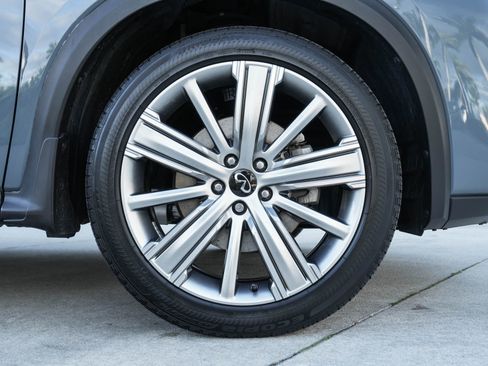 Used 2022 INFINITI QX50 Sensory image 26