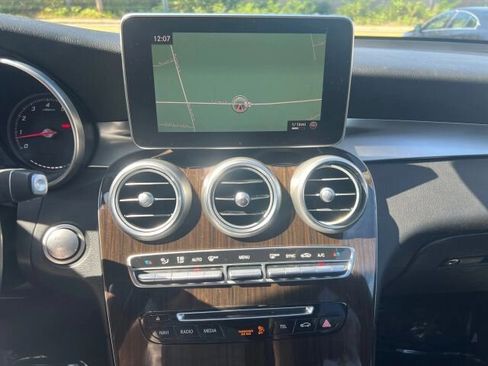 Used 2016 Mercedes-Benz GLC 300 4MATIC image 15