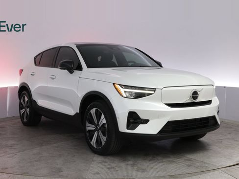 Used 2023 Volvo C40 P8 Recharge Plus AWD/4WD image 13