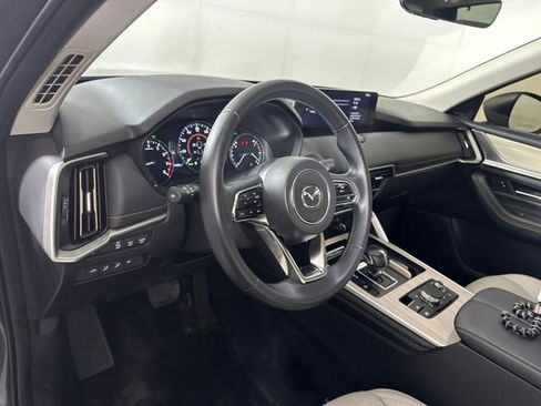 Used 2024 MAZDA CX-90 3.3 Turbo w/ Premium Package image 13