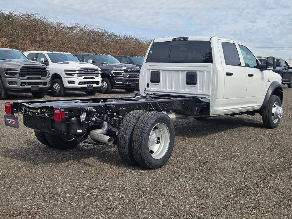 New 2026 RAM 5500 Tradesman AWD/4WD image 7