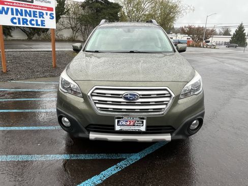 Used 2017 Subaru Outback 2.5i Limited image 8