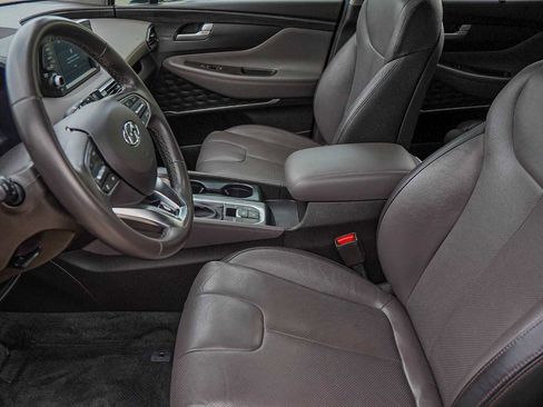 Used 2019 Hyundai Santa Fe Limited image 10