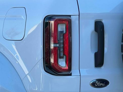 Used 2025 Ford Bronco Badlands w/ Sasquatch Package image 10