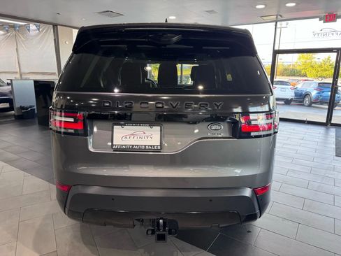 Used 2019 Land Rover Discovery HSE image 4