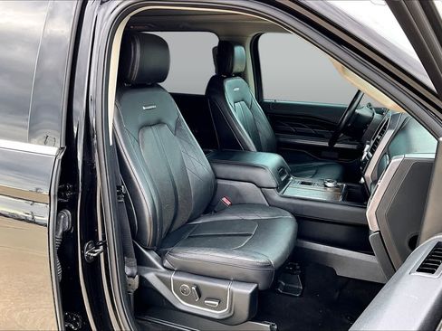 Used 2019 Ford Expedition Platinum RWD image 8