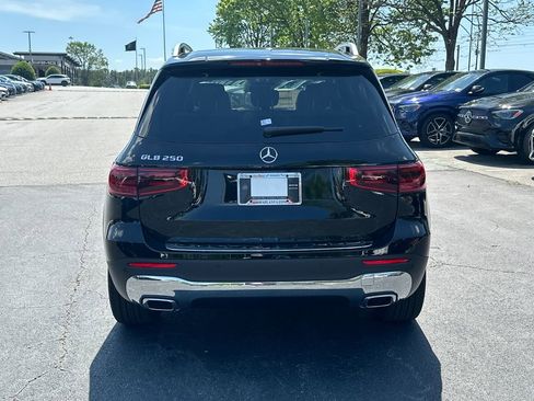New 2026 Mercedes-Benz GLB 250 image 6