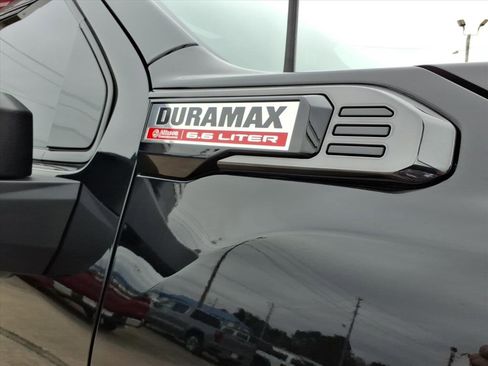 Used 2024 GMC Sierra 2500 AT4 w/ AT4 Premium Plus Package image 10