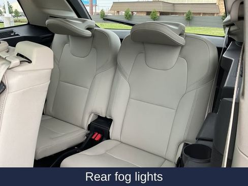 Used 2018 Volvo XC90 T6 Momentum w/ Convenience Package image 20