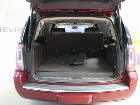 Used 2018 GMC Yukon XL Denali image 12