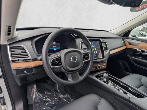 Used 2024 Volvo XC90 B6 Plus w/ Protection Package Premier image 10