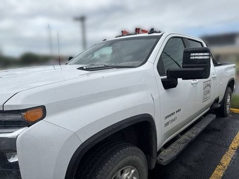 Used 2022 Chevrolet Silverado 3500 LT w/ Convenience Package AWD/4WD image 36