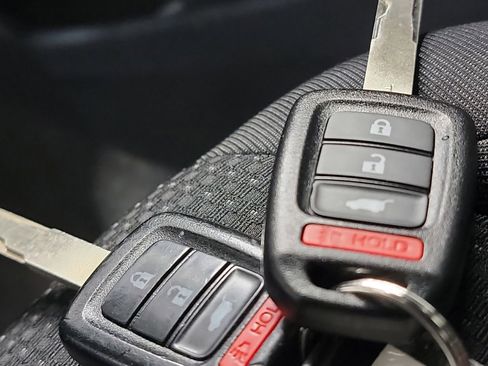 Certified 2021 Honda HR-V Sport image 31