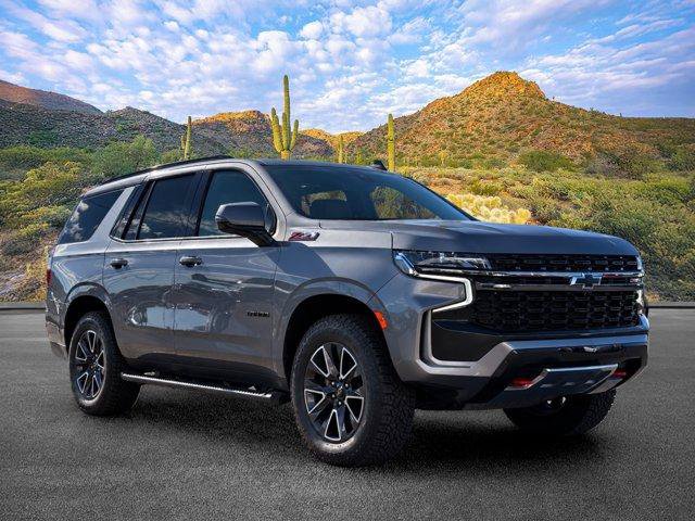 Used 2022 Chevrolet Tahoe Z71 w/ Luxury Package AWD/4WD image 2