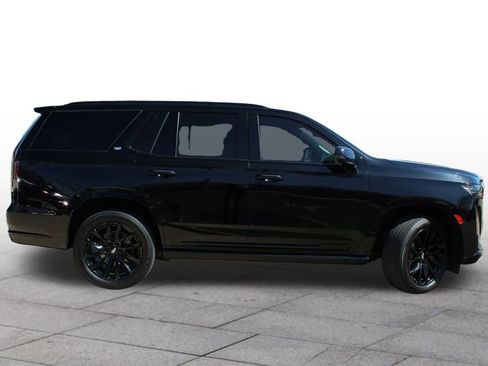 Used 2023 Cadillac Escalade Sport Platinum w/ LPO, ONYX Package image 2