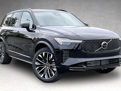 New 2026 Volvo XC90 T8 Ultra w/ Protection Package Premier AWD/4WD image 2