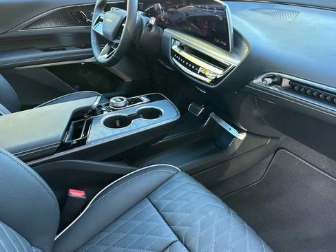 New 2026 Cadillac Lyriq V w/ Exterior Carbon Fiber Package image 16