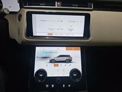 Used 2023 Land Rover Range Rover Velar R-Dynamic S image 5