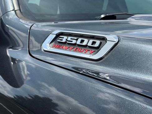 Used 2019 RAM 3500 Laramie AWD/4WD image 11