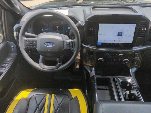 Used 2025 Ford F150 STX w/ Equipment Group 200A RWD image 19